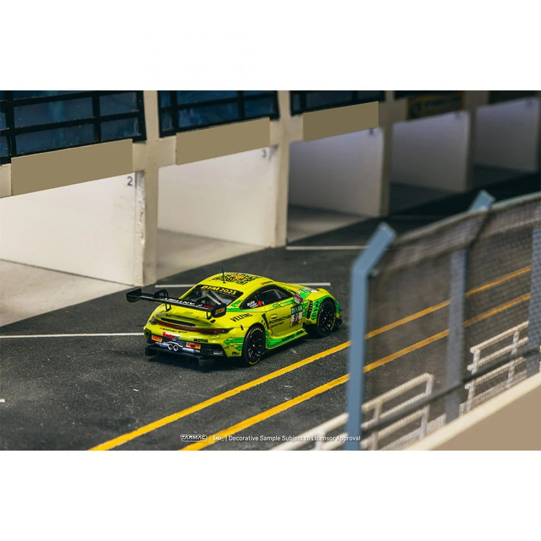 Tarmac Works 1/64 Porsche 911 GT3 R DTM Champion 2023