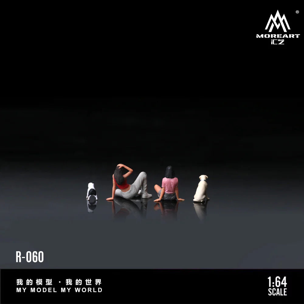 MOREART 1:64 DOG WALKING GIRL DOLL C SET