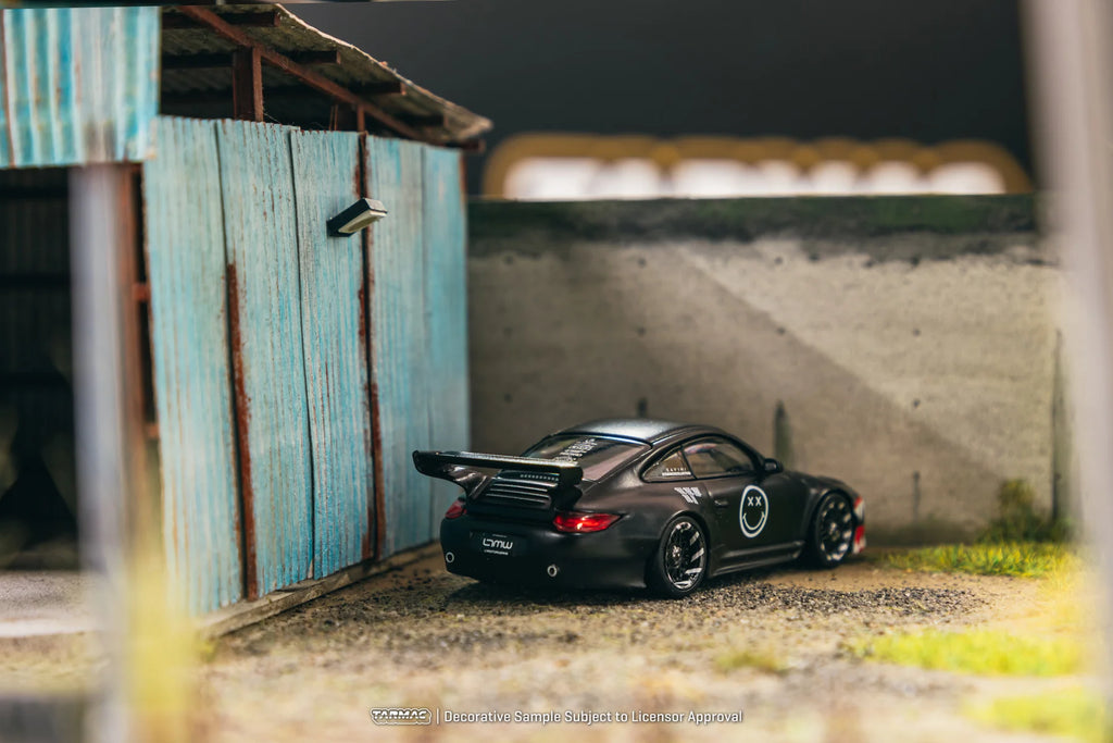Tarmac Works 1:64 Old & New 997 Matte Black