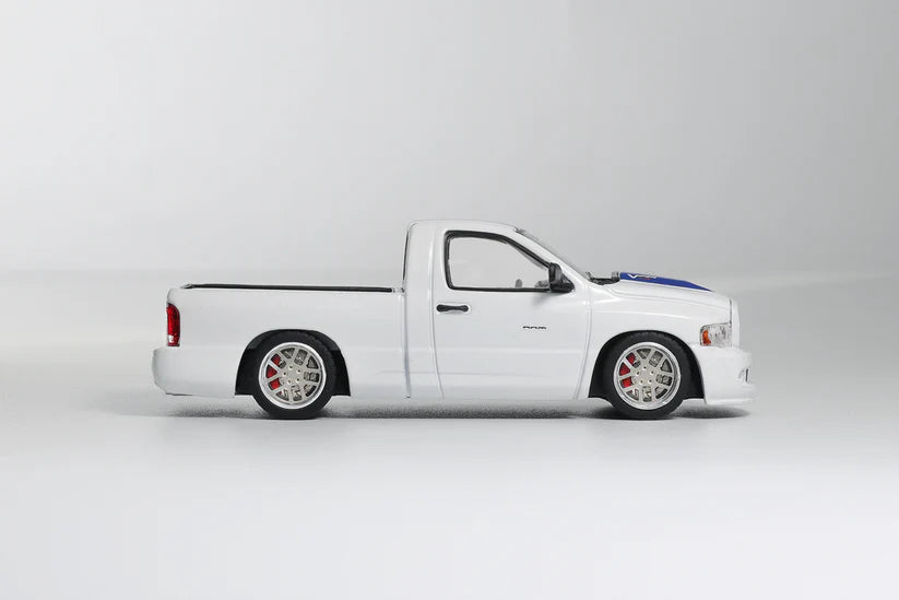 SHOOM 64 TOYOTA RAM SRT-10 BLANCO