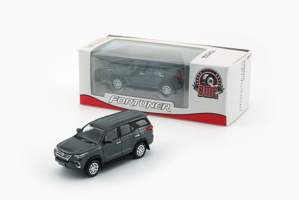 BMC 1/64 TOYOTA FORTUNER 2018 (GRIS OSCURO)