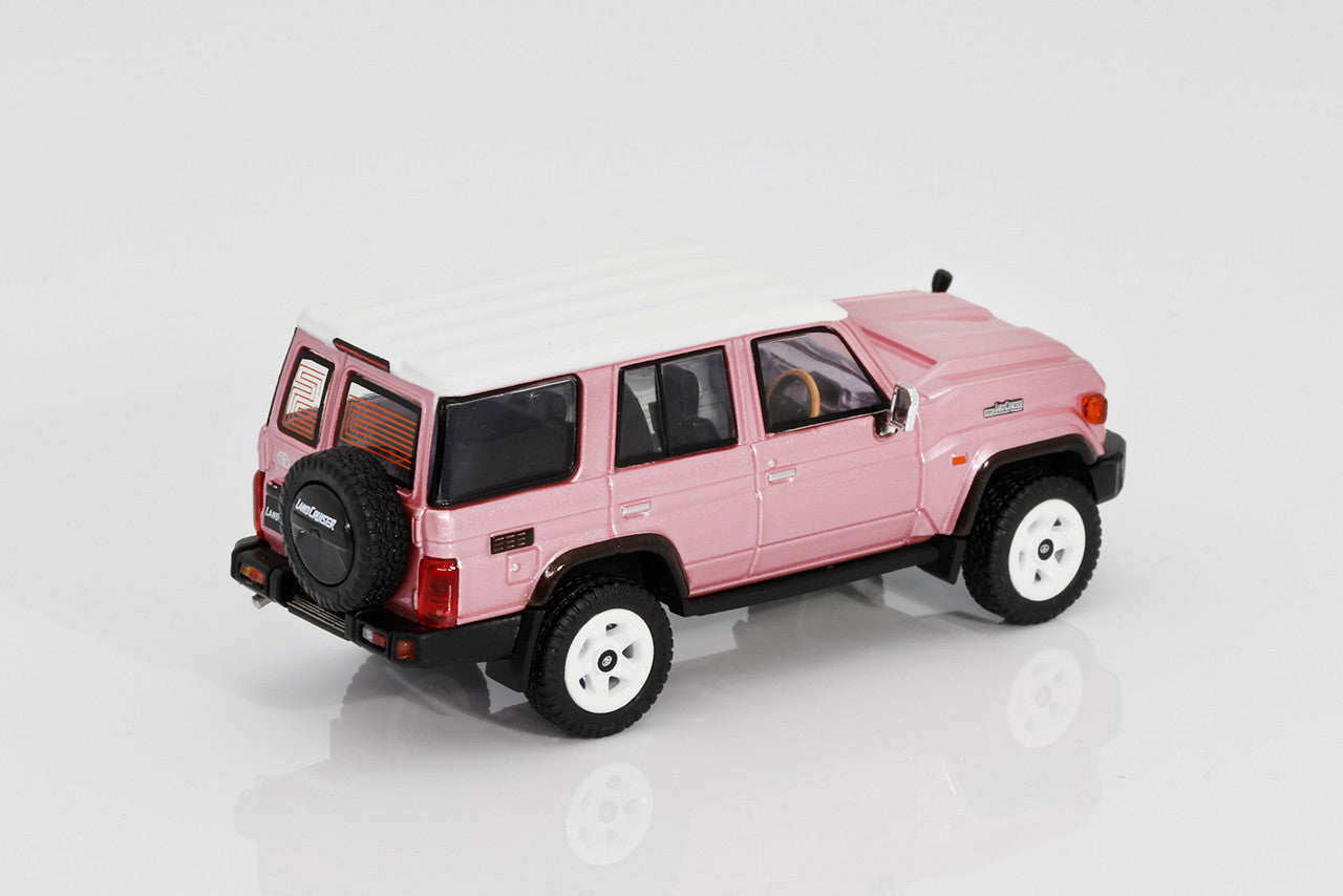 GCD TOYOTA LAND CRUISER LC70 PINK