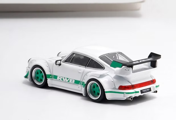STAR MODEL PORSCHE RWB 964 WIDE BODY GT WHITE AND GREEN
