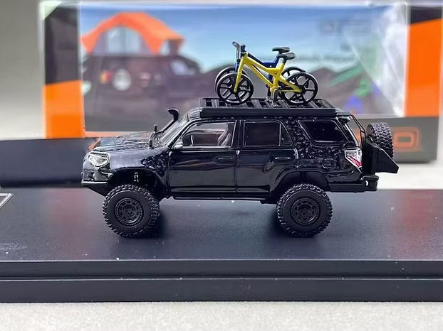 GCD TOYOTA 4RUNNER TRUCK PRERUNNER WITH CAMPER ACCESSORIES 1/64