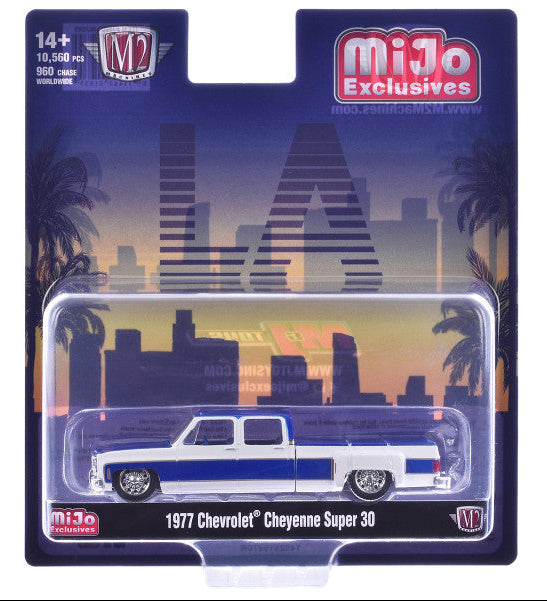 M2 1/64 1977 CHEVROLET CHEYENNE SUPER 30
