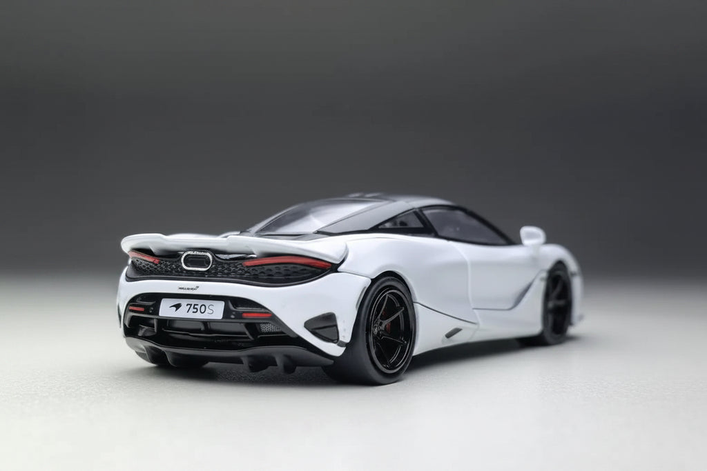 FG MODEL 1/64 MCLAREM 750S BLANCO