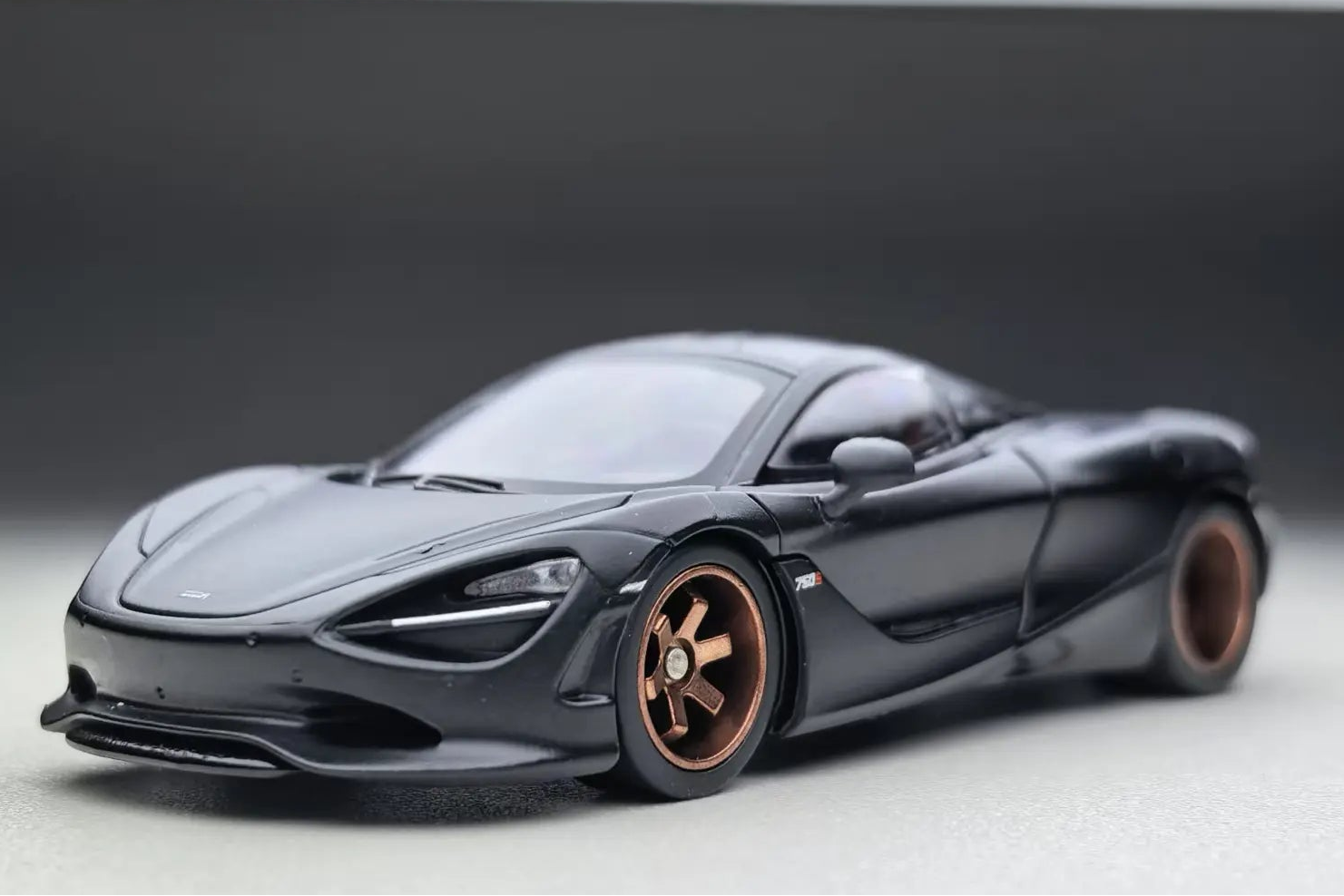 FG MODEL 1/64 MCLAREM 750S NEGRO