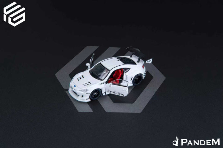FG MODEL 1/64 SUBARU BRZ PANDEM BLANCO