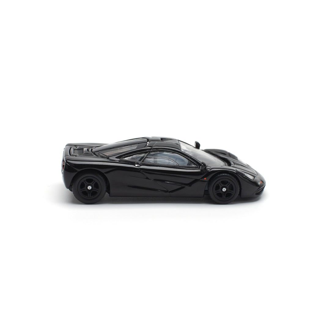 POP RACE 1/64 McLAREN F1 JET BLACK