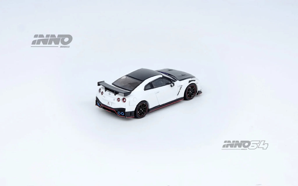 INNO 64 1:64 NISSAN GT-R (R35) NISMO White