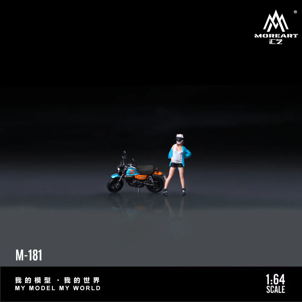 MOREART 1:64 MONKEY 125 GULF MOTORCYCLE DOLL