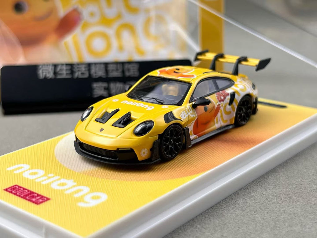 COOL CAR Porsche 992 GT3 RS MILK DRAGON , FIGURA Y CONTENEDOR