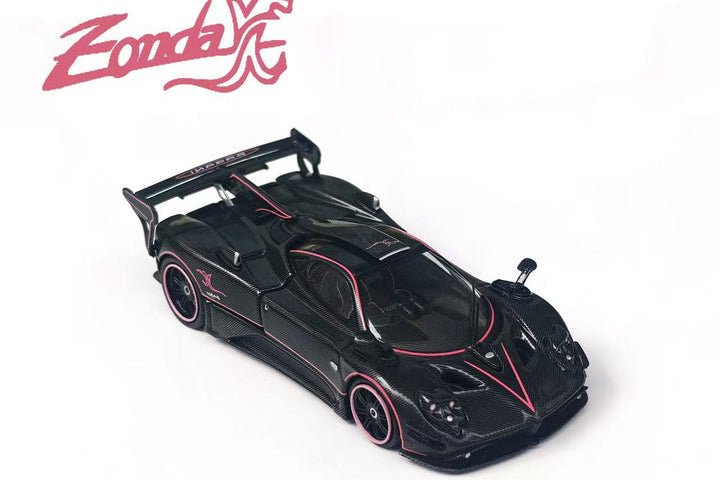 RHINO MODEL 1/64 Pagani Zonda Full Carbon con Pink Line (capó abierto, motor visible)