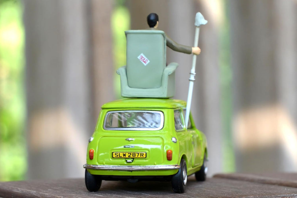 TINY CITY 1/50 Mr. Bean Mini Set with Sofa Diecast Mini Car