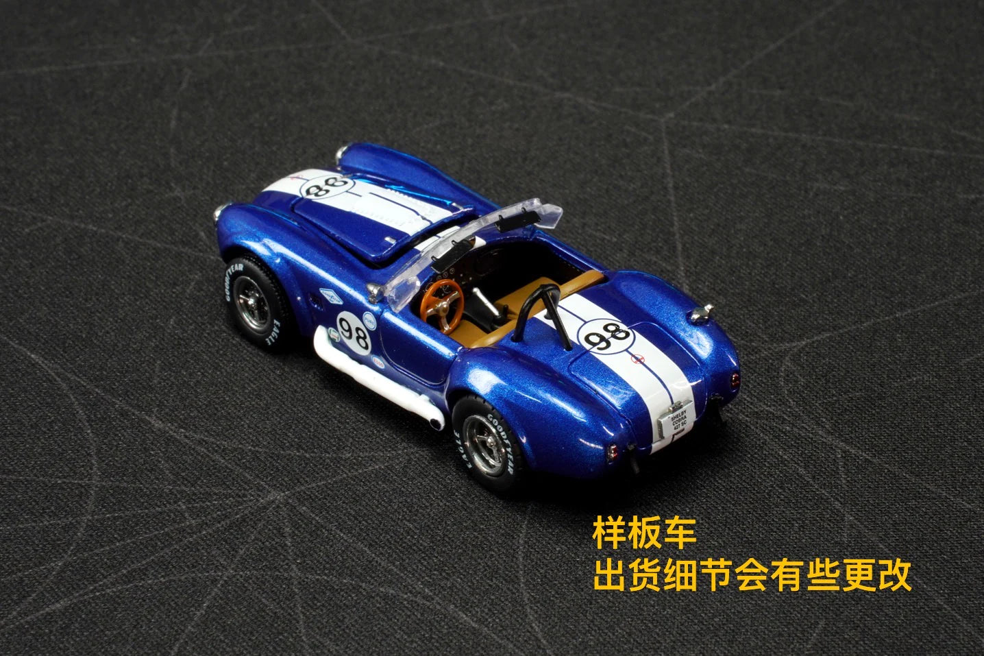 Fine works64 1:64 Shelby COBRA 427 S/C - #98 Blue Champion