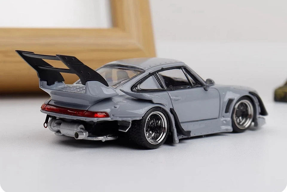 STREET WARRIOR 1/64 PORSCHE 993 RWB CEMENT GRAY