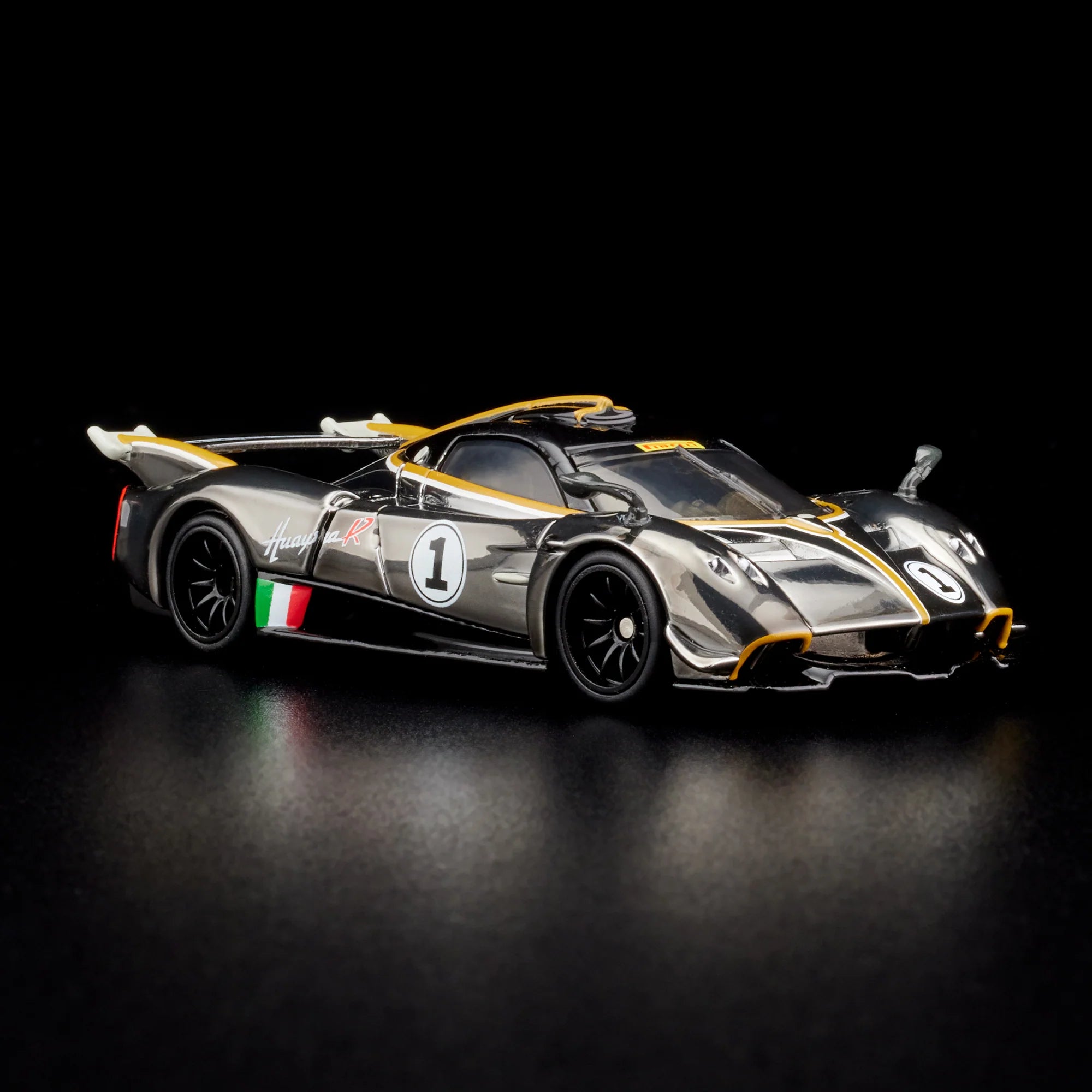 RLC Exclusive ‘21 Pagani Huayra R Collectible Diecast