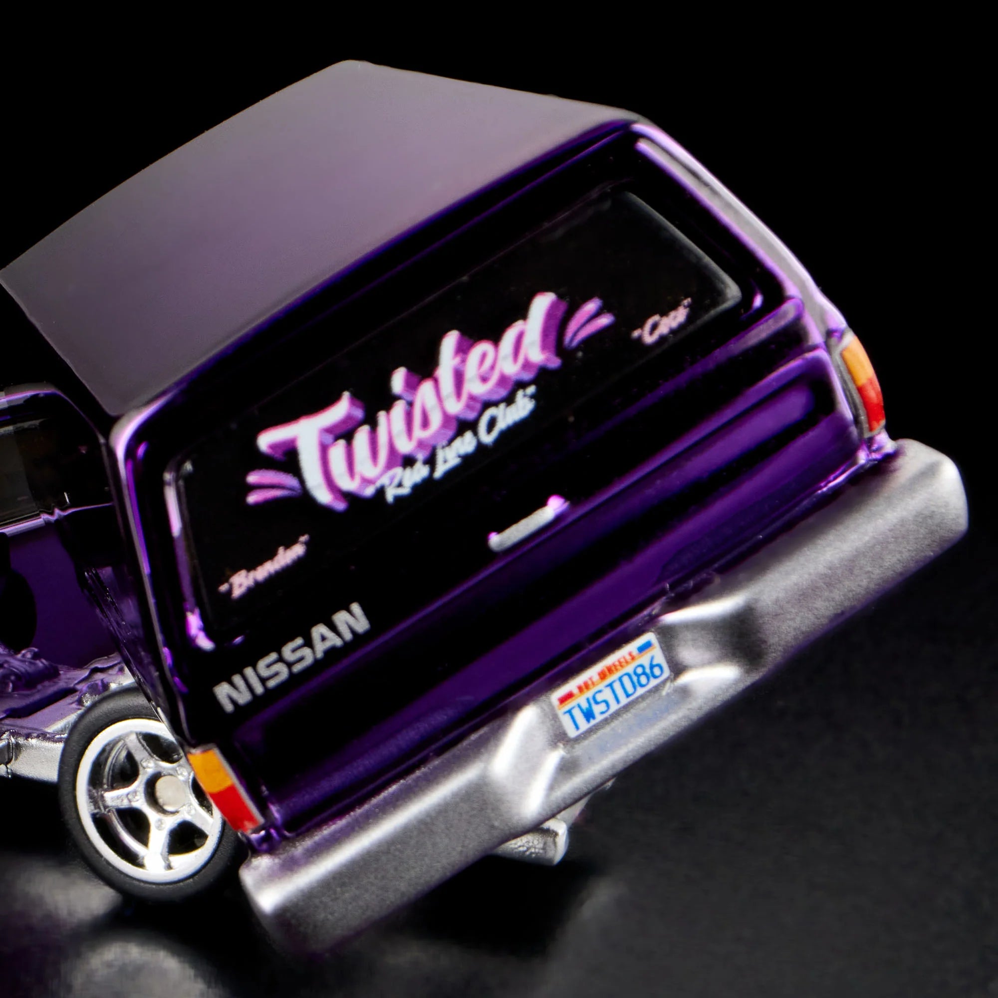 Hot Wheels RLC 1986 Nissan 720 King Cab Collectible Diecast