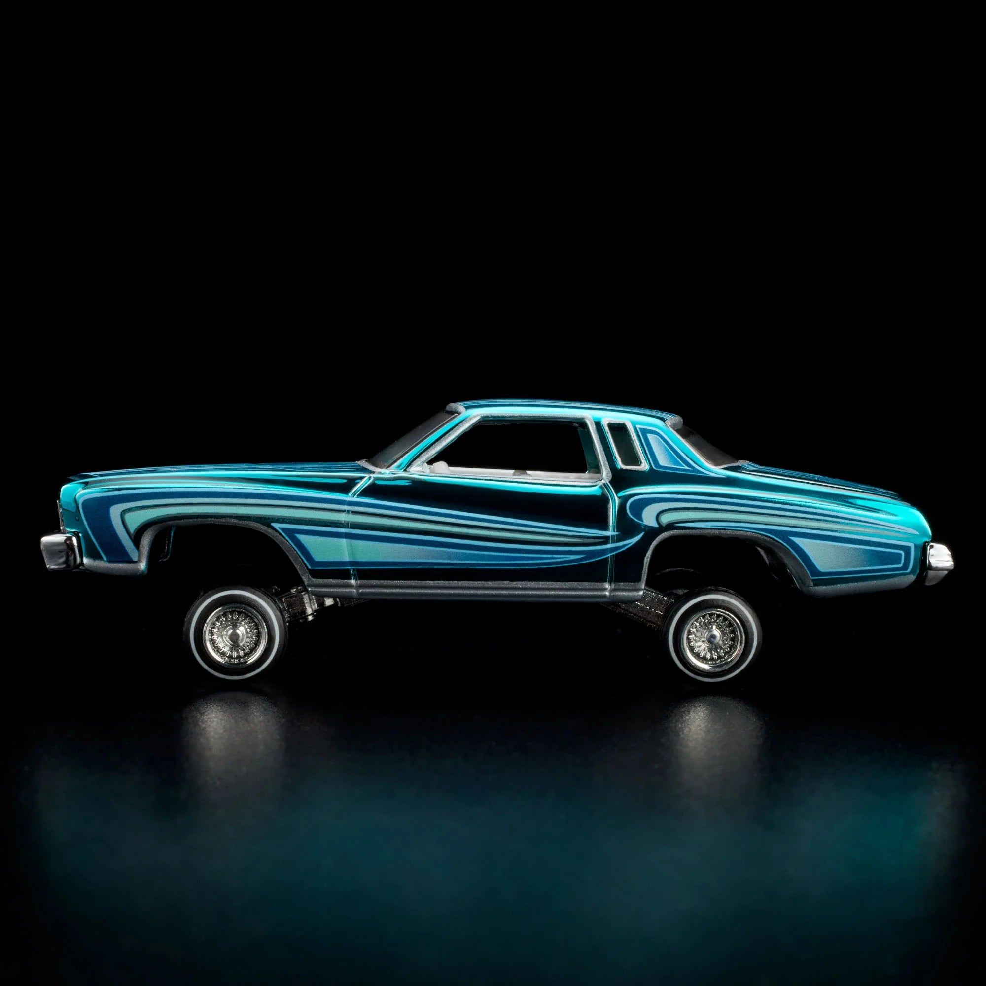 RLC Exclusive 1975 Chevrolet Monte Carlo Collectible Diecast