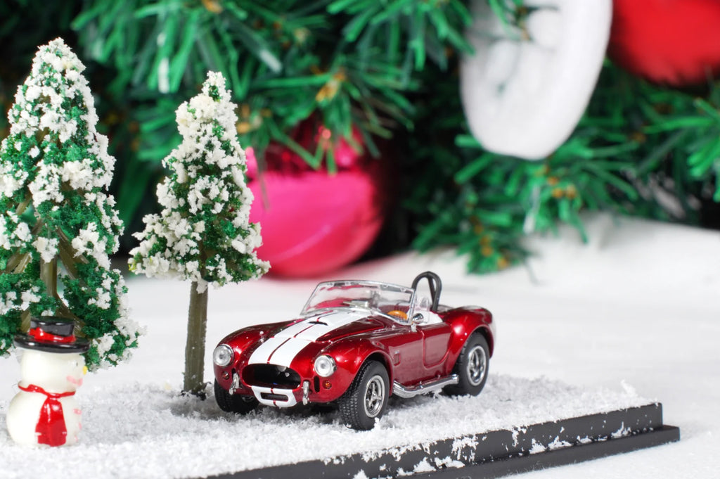 Fine works64 Shelby 427 Metallic Red Christmas
