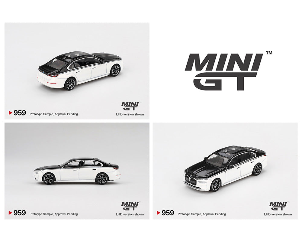 Mini GT 1:64 BMW i7 xDrive60 – Blanco Alpino / Zafiro Negro 1/64 Blister
