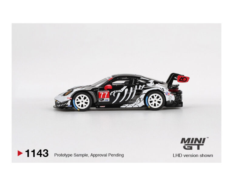 |||PREVENTA|||Mini GT 1:64 Porsche 911 GT3 R #77 AO Racing 2025 IMSA Petit Le Mans (PRESENTACIÓN EN BLISTER)