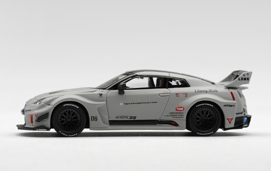 MINI GT #1248 NISSAN LB-Silhouette WORKS GT 35GT-RR Ver.1 Gris Mate EN CAJA