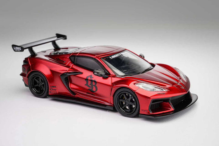FINE MODEL 1/64 LB CORVETTE C8 METALLIC ROJO