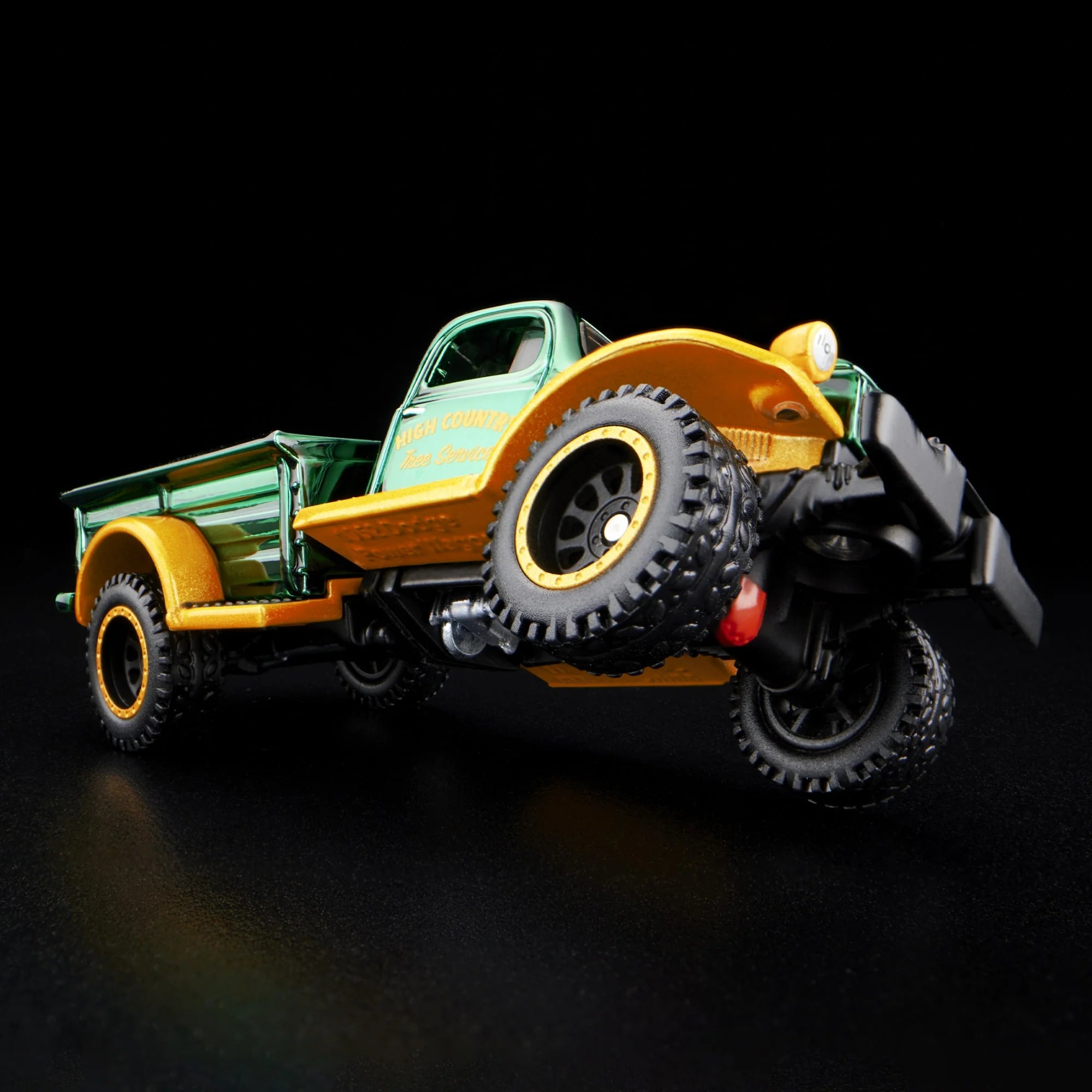 RLC Exclusive Holiday 1952 Dodge Power-Wagon Collectible Diecast