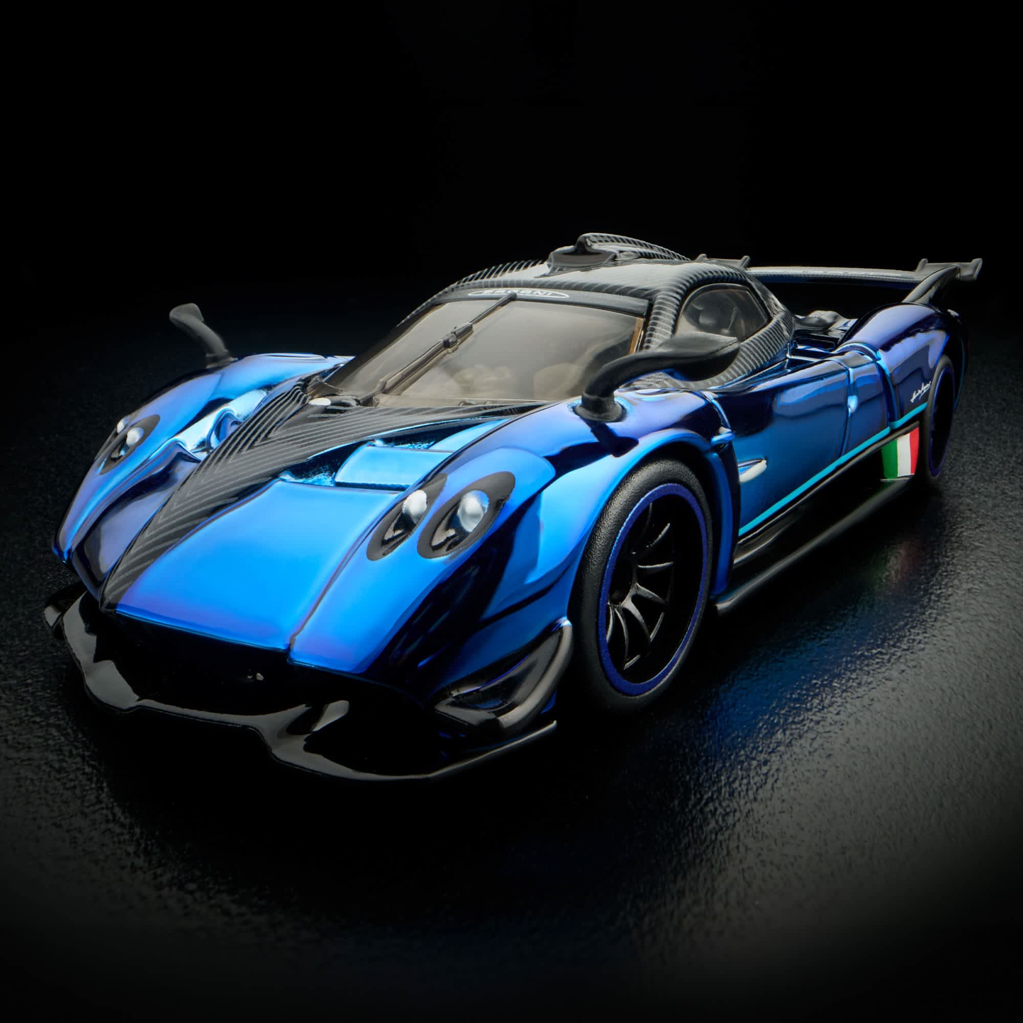 RLC Exclusive 2021 Pagani Huayra R AZUL