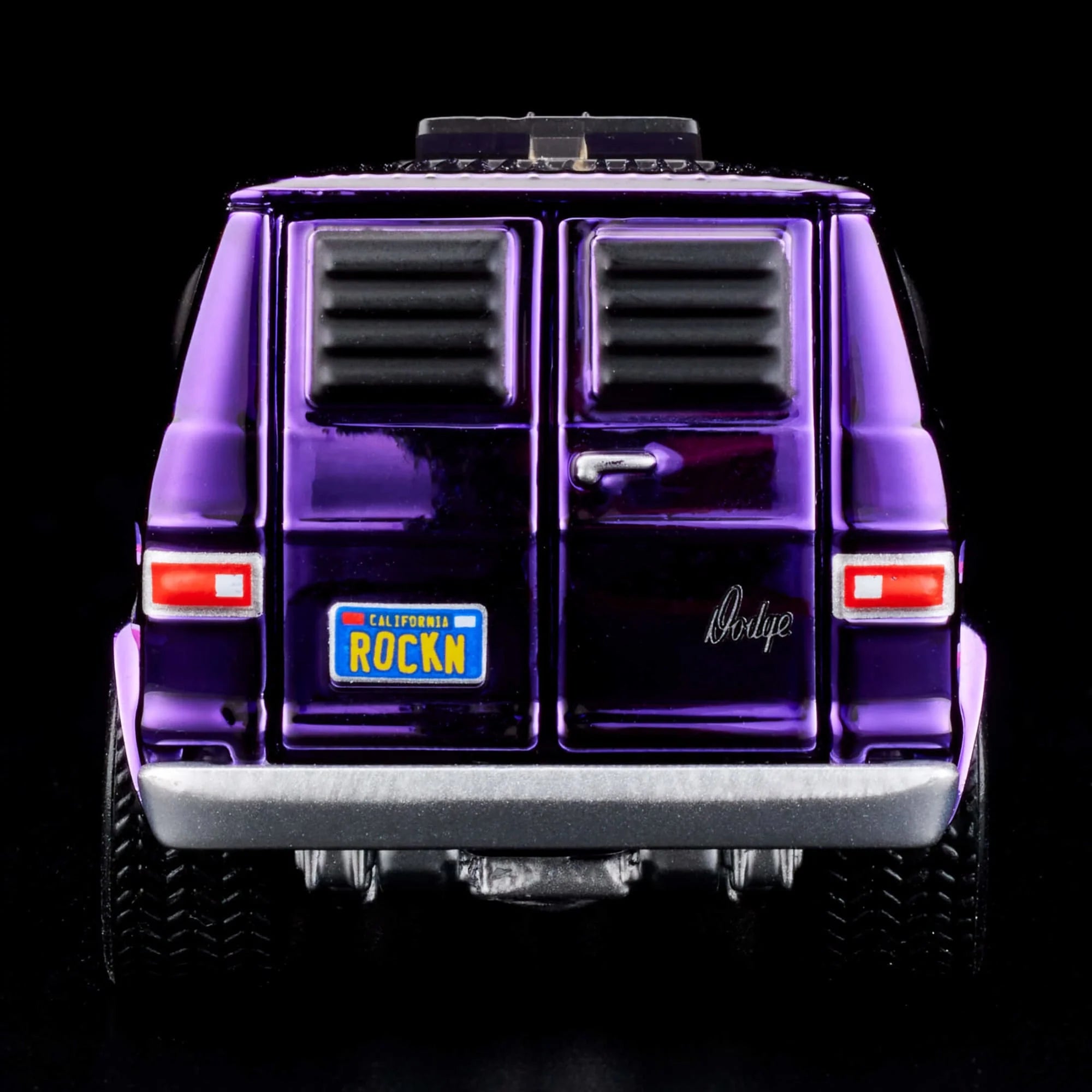 RLC Exclusive ‘70s Dodge Tradesman Van Collectible Diecast