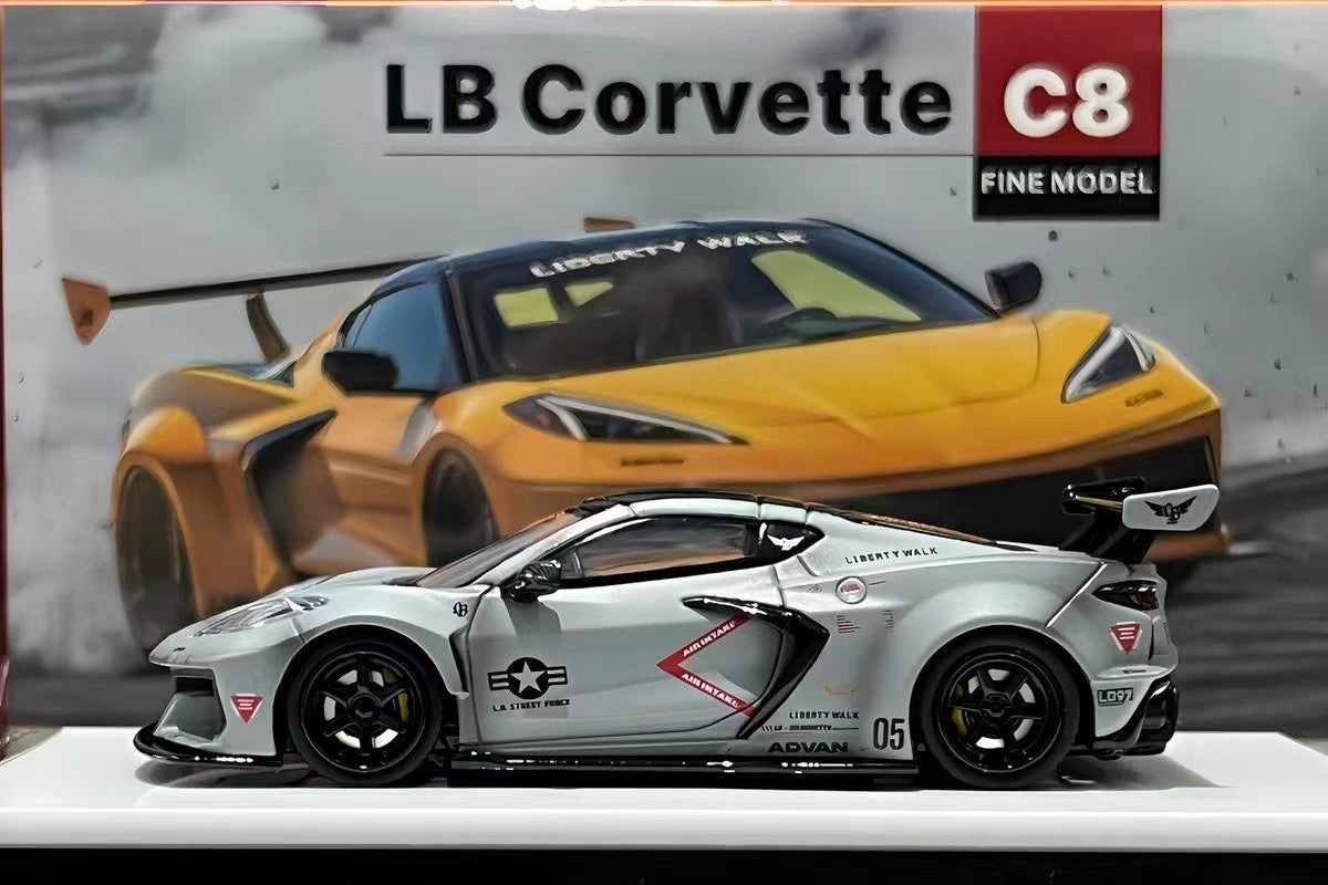 FINE MODEL 1/64 LB CORVETTE C8 GRIS
