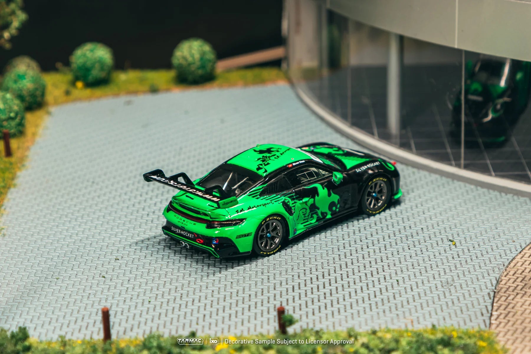 Tarmac Works 1:64 Porsche 911 GT3 Cup (992) Fire Monkey Motorsport