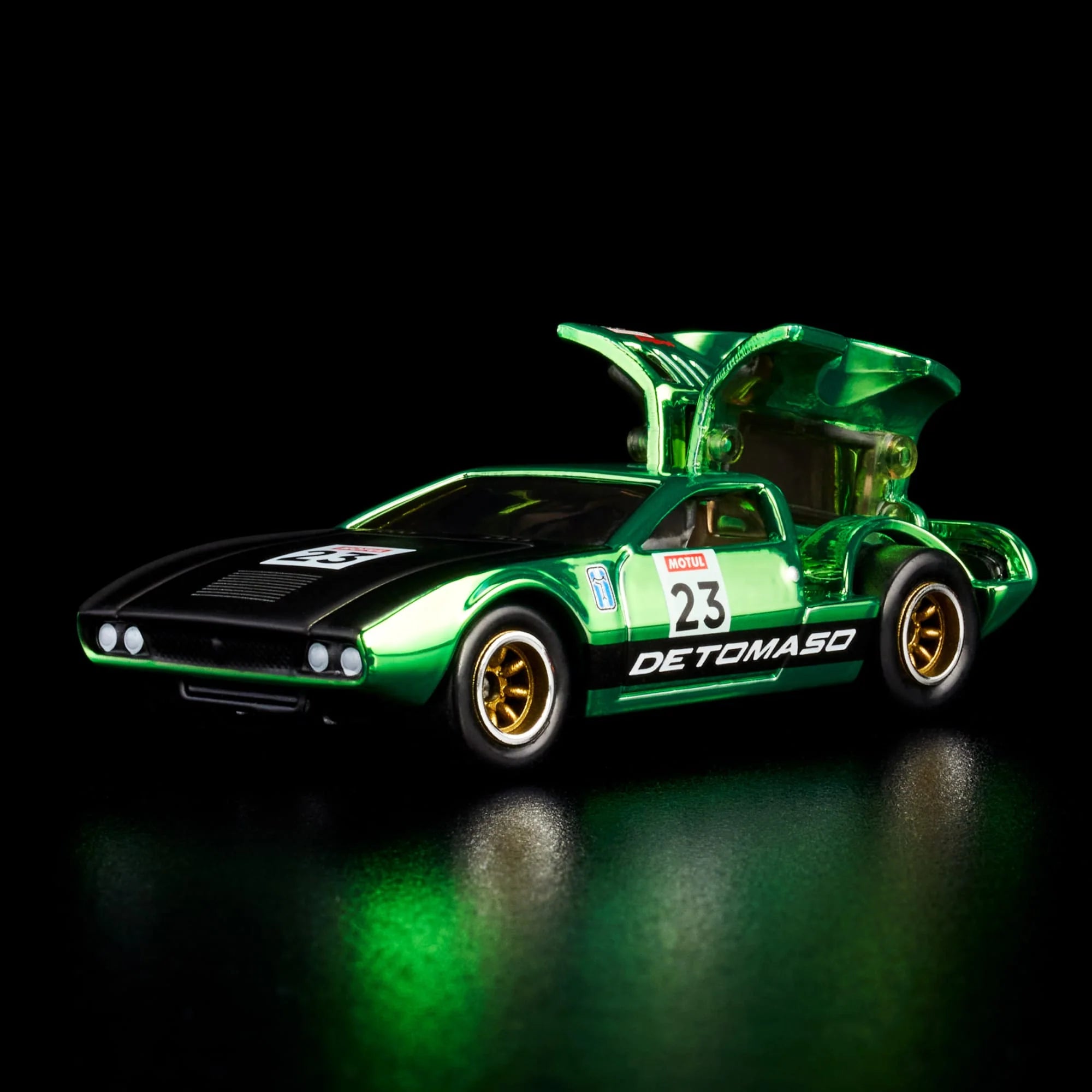 RLC Exclusive 1971 De Tomaso Mangusta Collectible Diecast