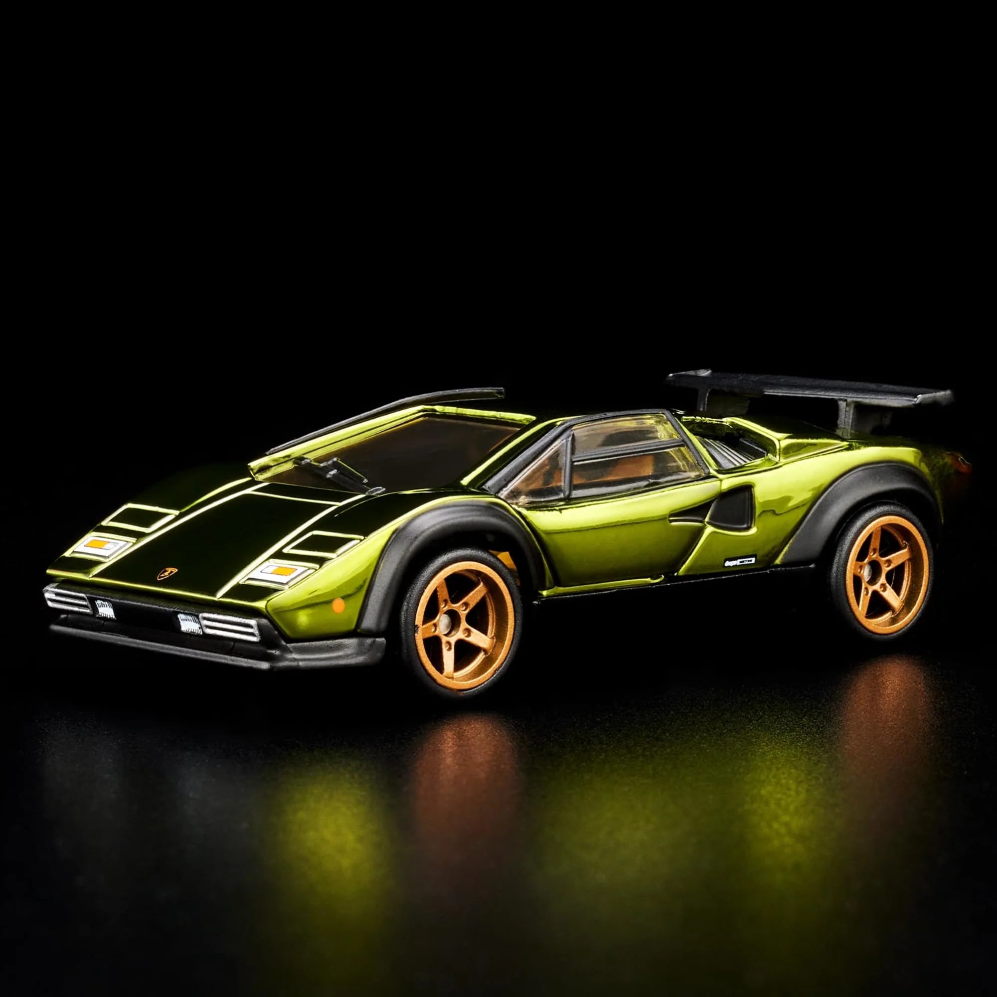 RLC EXCLUSIVE ’82 LAMBORGHINI COUNTACH LP 500 S VERDE Collectible Diecast