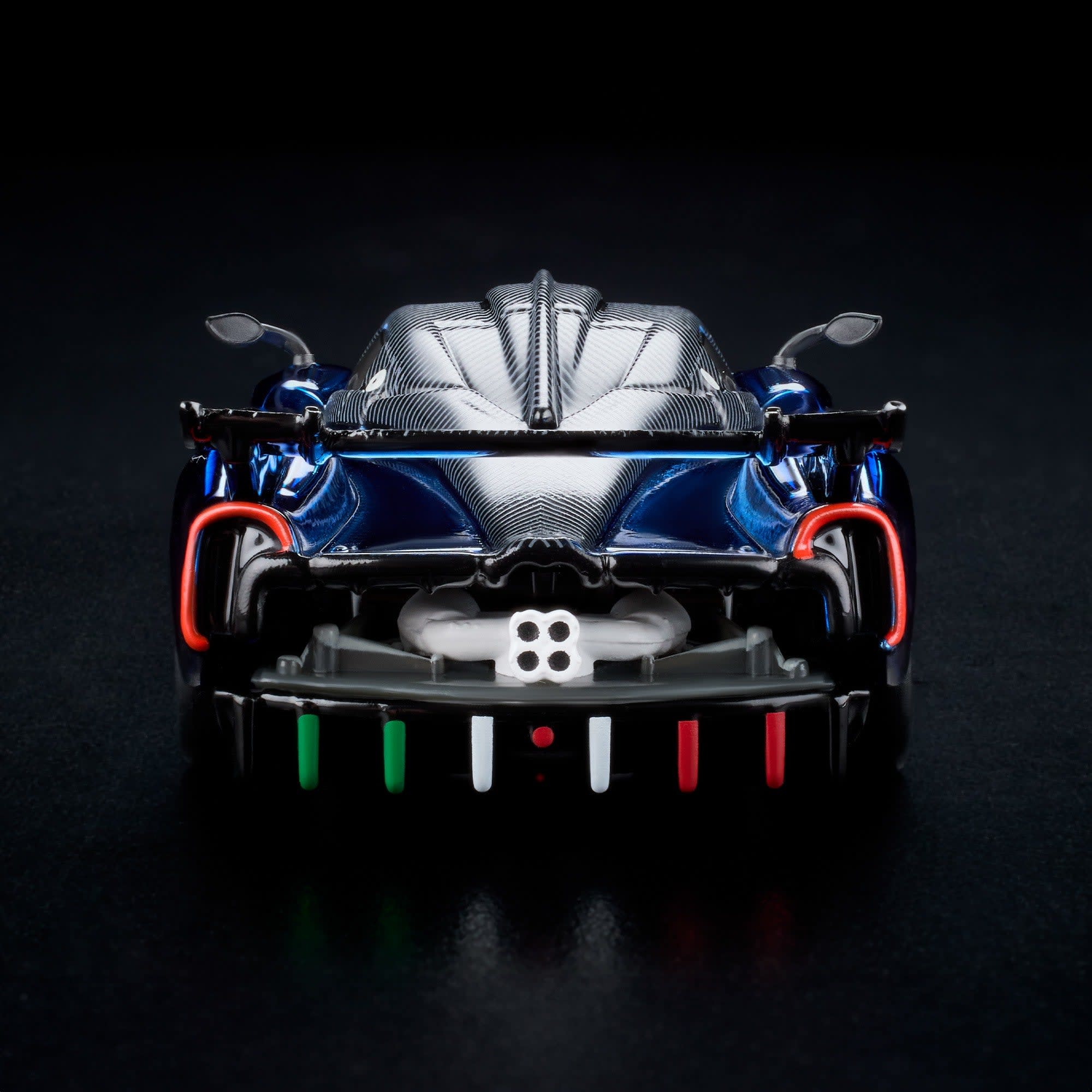 RLC Exclusive 2021 Pagani Huayra R AZUL