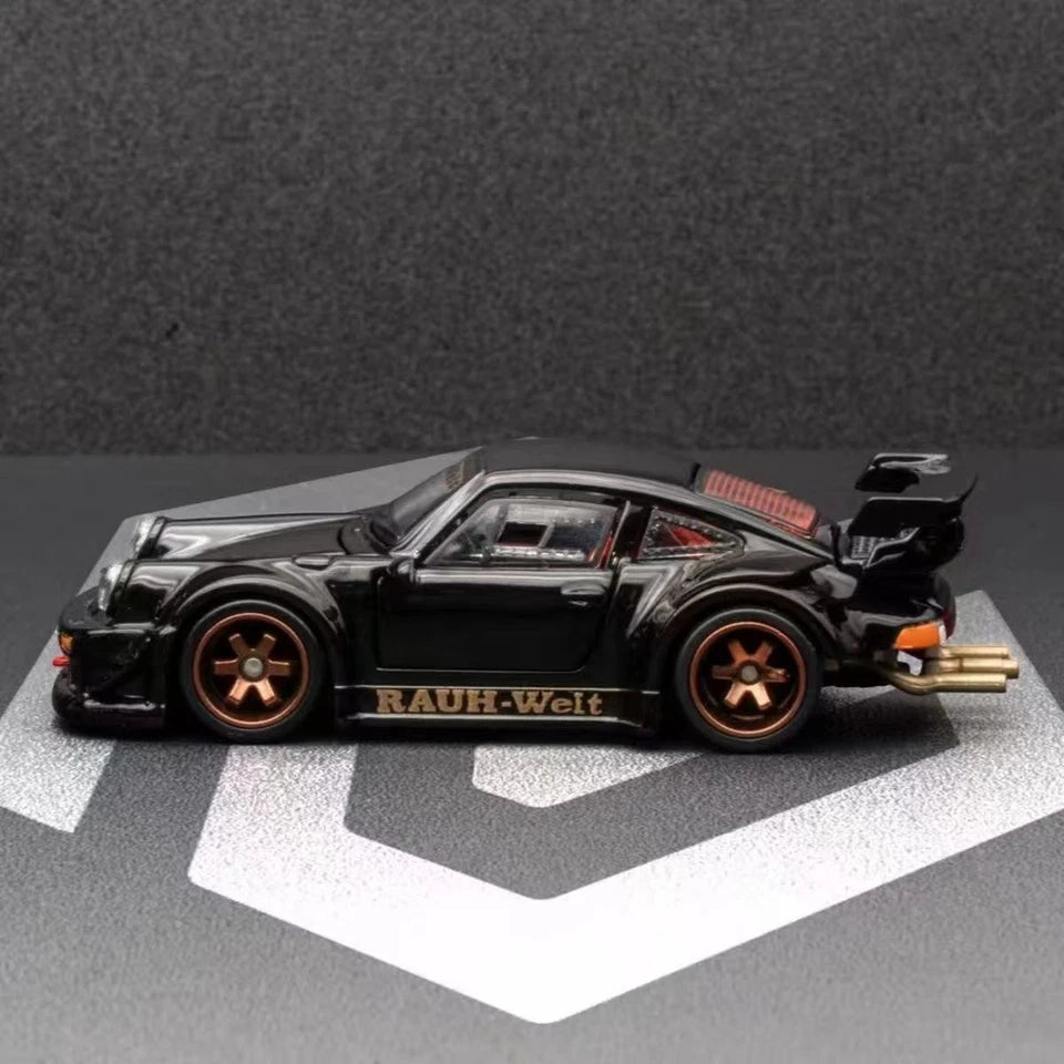 FG MODEL 1/64 RWB 930