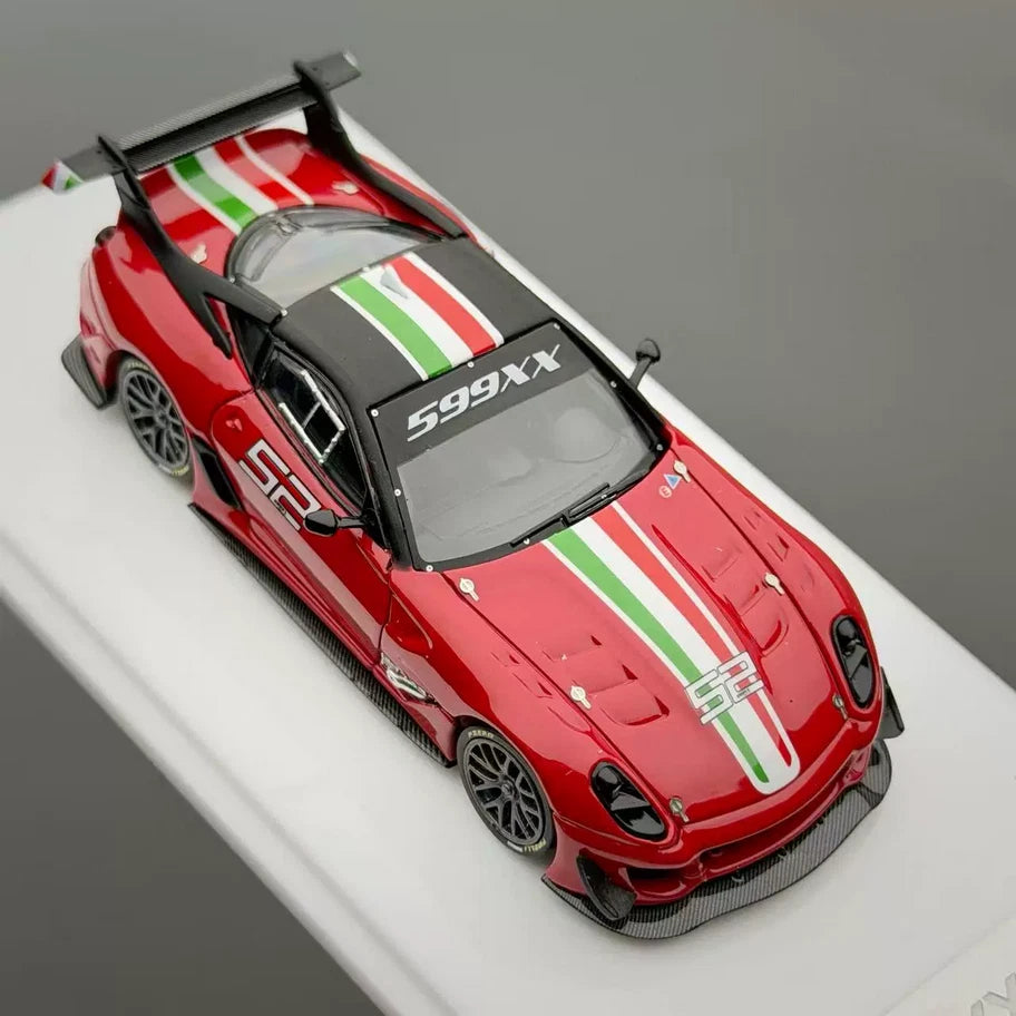 SK MODEL 1/64 FERRARI 599XX EVO #52