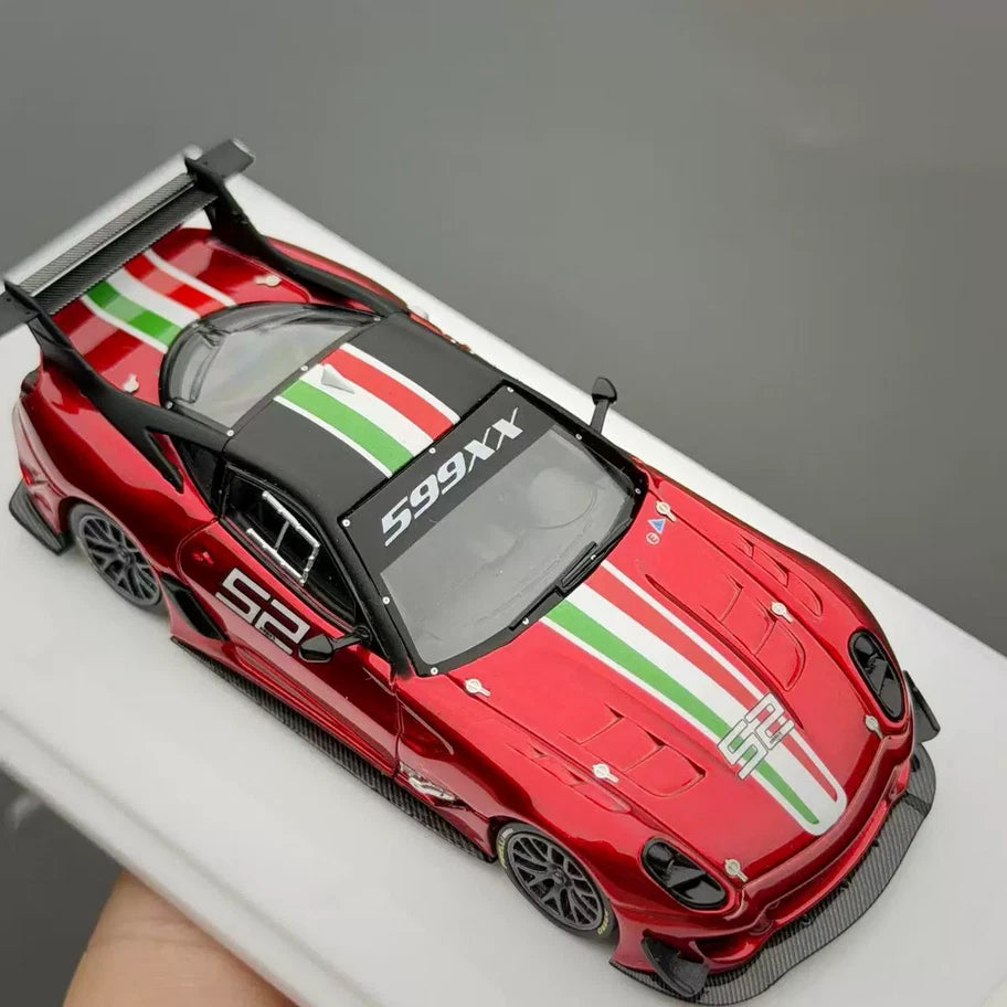 SK MODEL 1/64 FERRARI 599XX EVO #52 ROJO METALICO