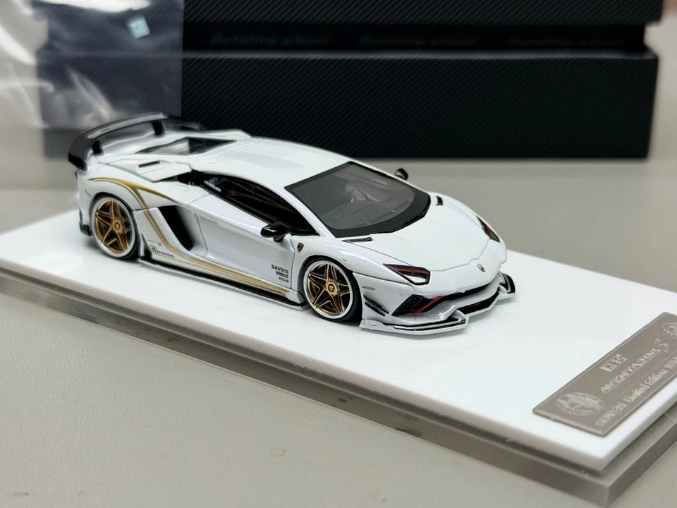 ROTATING WHEEL 1/64 LAMBORGHINI AVENTADOR ROWEN BLANCO