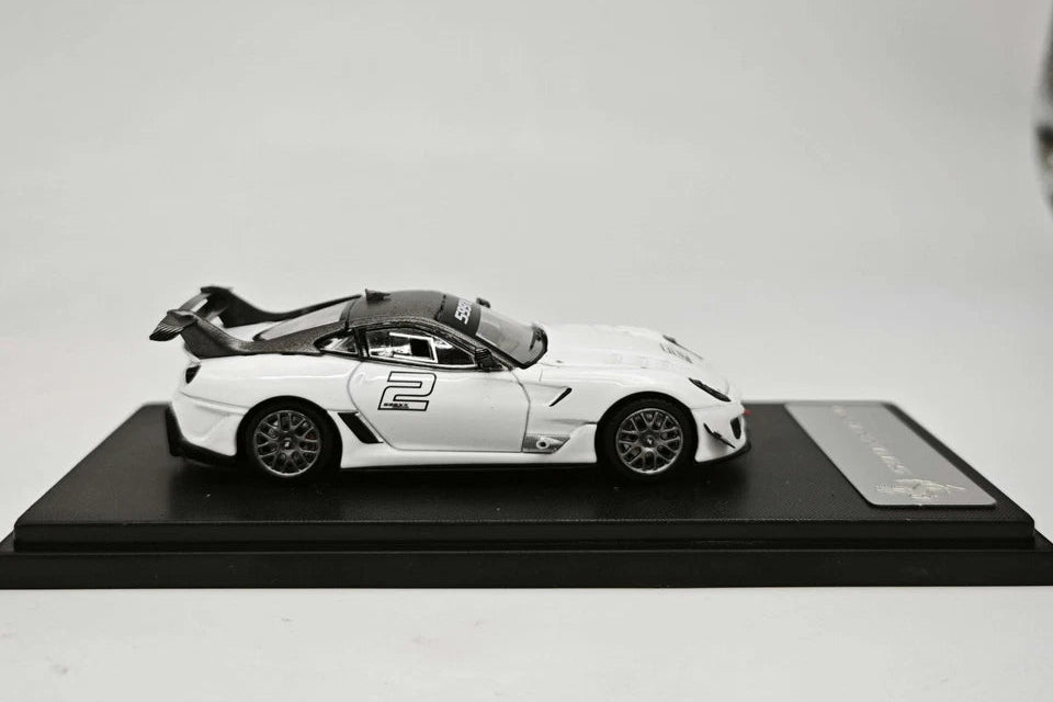 DIECAST MODEL 1/64 FERRARI 599XX #2 BLANCO