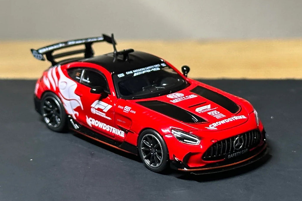HAPPYCAR 1/64 Mercedes-amg Gt f1 safetycar Black serie