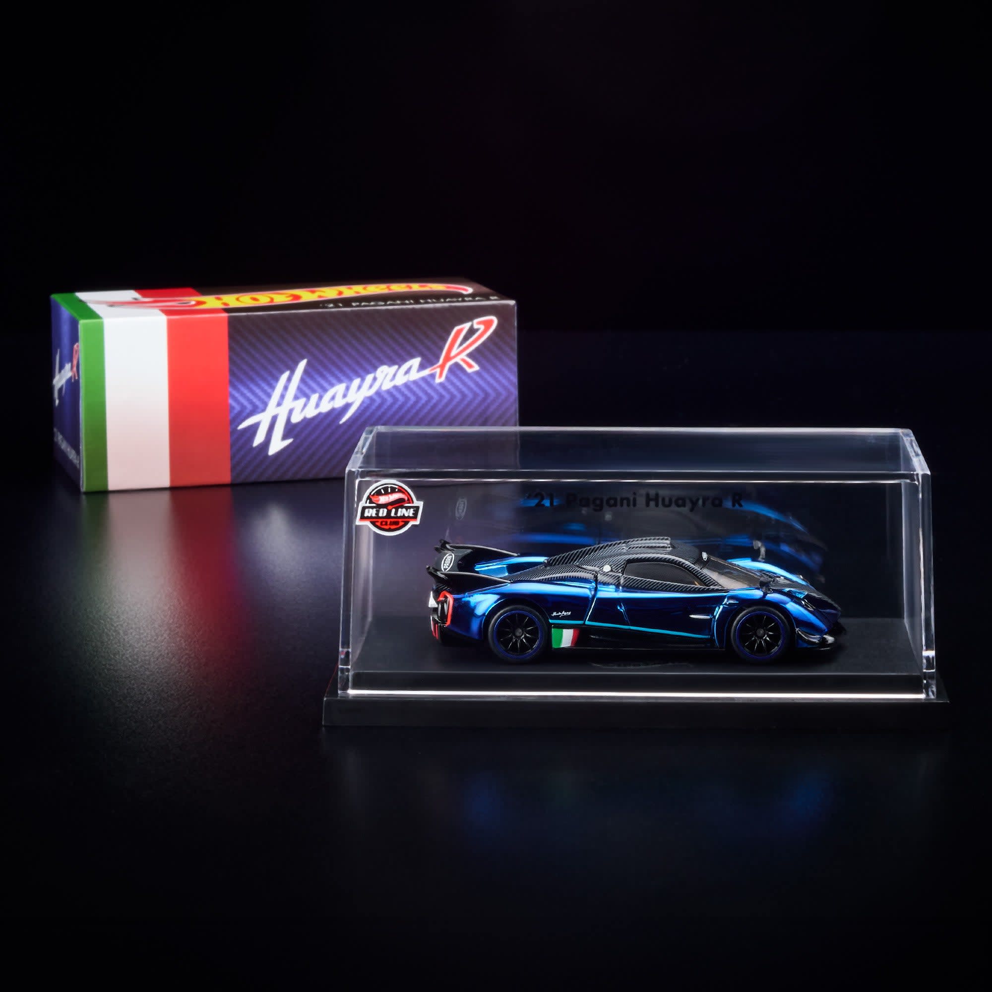 RLC Exclusive 2021 Pagani Huayra R AZUL