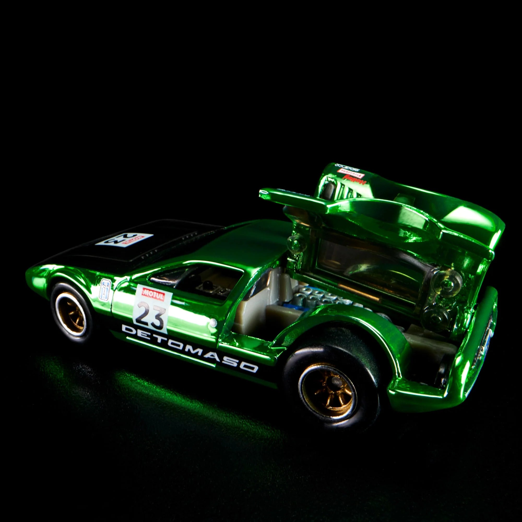RLC Exclusive 1971 De Tomaso Mangusta Collectible Diecast